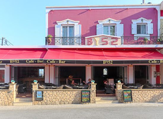 greece/saronic-gulf-islands/bar/b-52