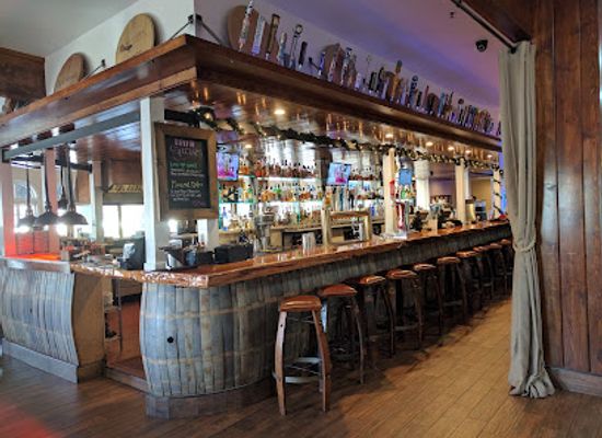 california/petaluma/bar/b-v-whiskey-bar-grille