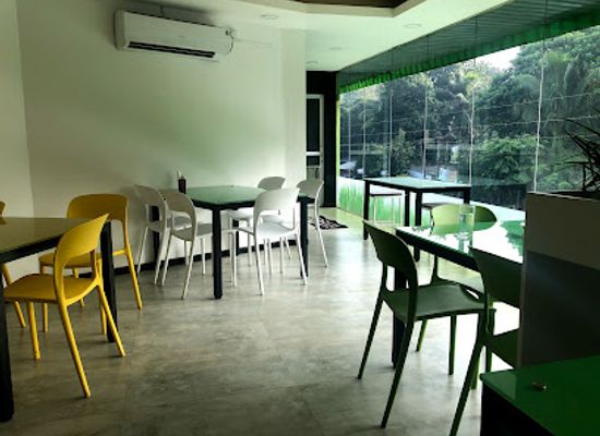 sri-lanka/sabaragamuwa-province/bar/highlanders-family-restaurant