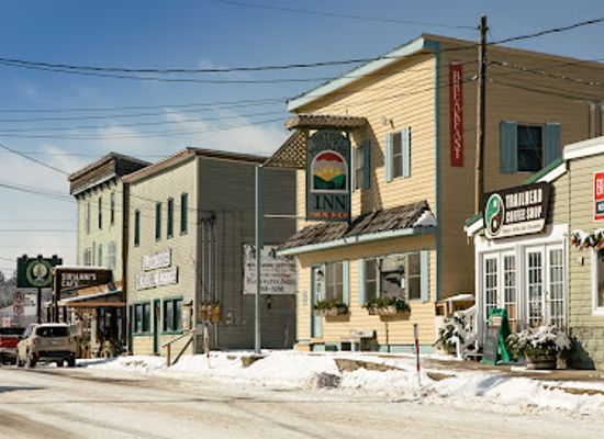 west-virginia/blackwater-falls-state-park/bar/bright-morning-inn