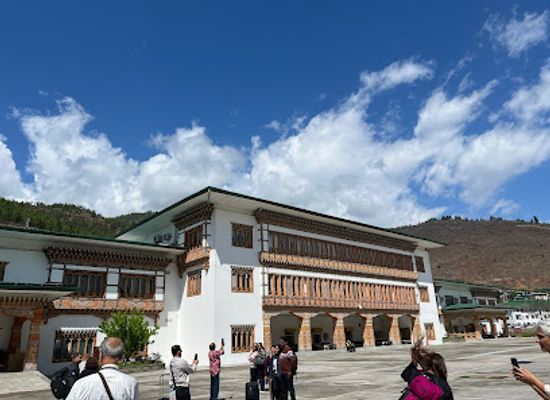 bhutan/haa-valley/bar/international-arrival-lounge