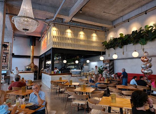 colombia/tolima-department/bar/paz-restaurante