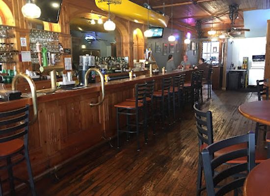 illinois/quad-cities/bar/river-house-bar-grill