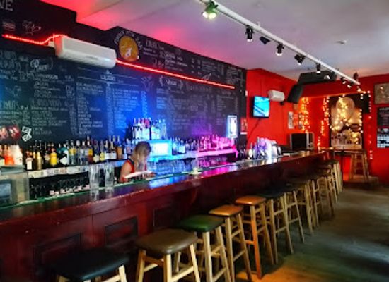 latvia/riga/kipsala/bar/funny-fox-sports-karaoke-pub-bar