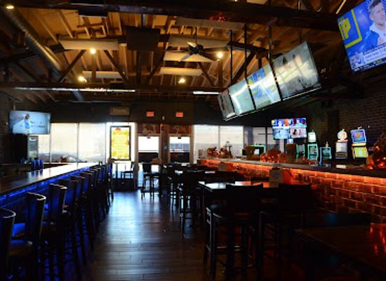 illinois/oak-lawn/bar/the-whistle-sports-bar-grill