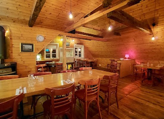 iceland/husavik-area/bar/salka-restaurant