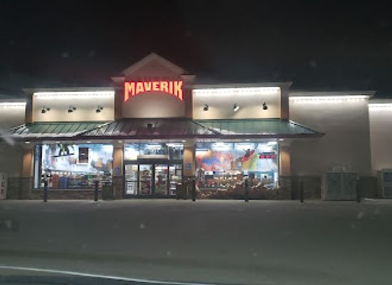 nebraska/pine-ridge/bar/maverik-adventure-s-first-stop