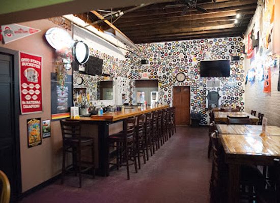 ohio/marietta/bar/over-the-moon-pub-pizza