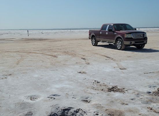 oklahoma/great-salt-plains-state-park/bar/salt-plains-crystals