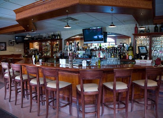 rhode-island/napatree-point-conservation-area/bar/venice-restaurant
