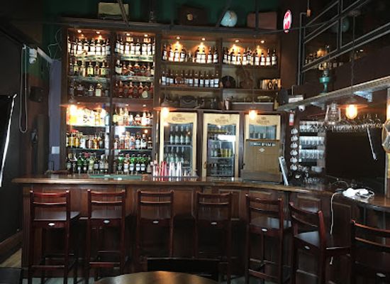 uruguay/south-coast/bar/vintage-pool-pub
