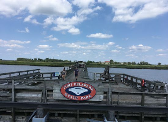 delaware/fort-delaware-state-park/bar/fort-delaware-ferry