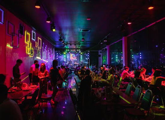 laos/phou-bia/bar/