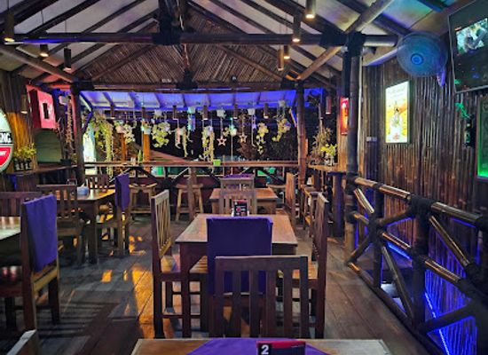 indonesia/yogyakarta/bar/spark-resto-and-sports-bar