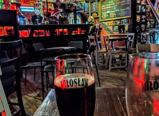 poland/podlachia/bar/pub-szescian