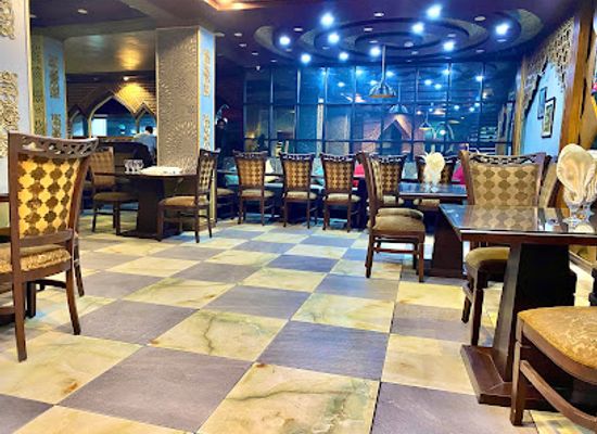 pakistan/rawalpindi/the-mall/bar/laham-lounge-restaurant