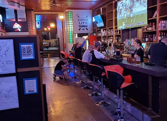 nebraska/north-platte/bar/good-life-on-the-bricks