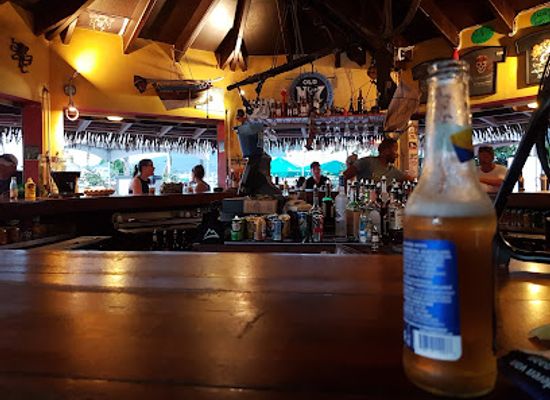 sint-maarten/dutch-quarter/bar/buccaneer-beach-bar