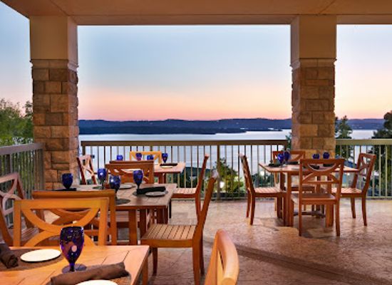 missouri/table-rock-lake/bar/chateau-grille