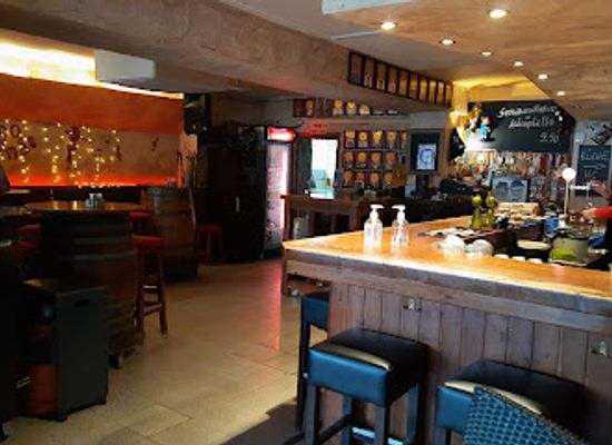 spain/balearic-islands/bar/vino-y-mas