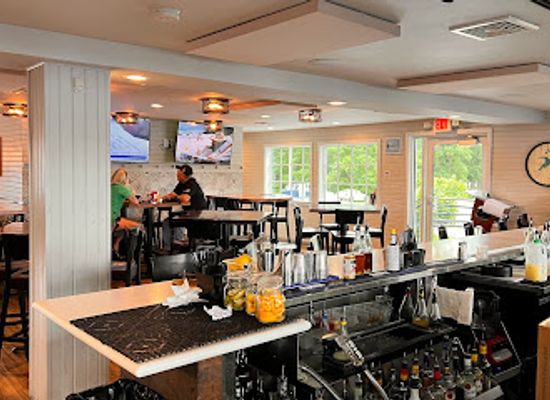 wisconsin/wisconsin-dells/bar/summer-house-grill-bar