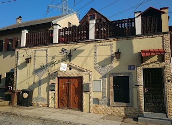 austria/vienna/floridsdorf/bar/chill-out-schank-helmuth-lang