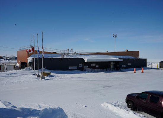 canada/nunavik/bar/kuujjuaraapik-airport