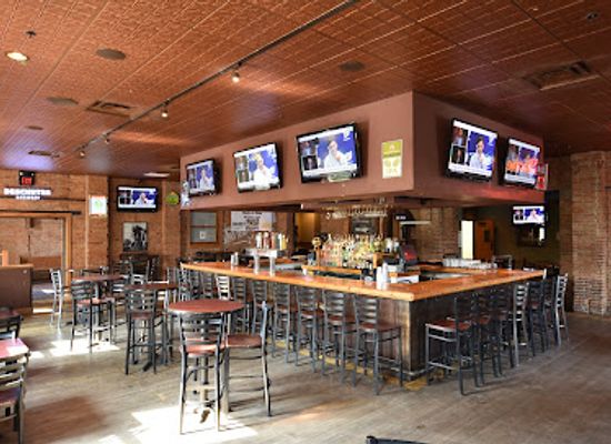 montana/the-gallatin-valley/bar/pour-house