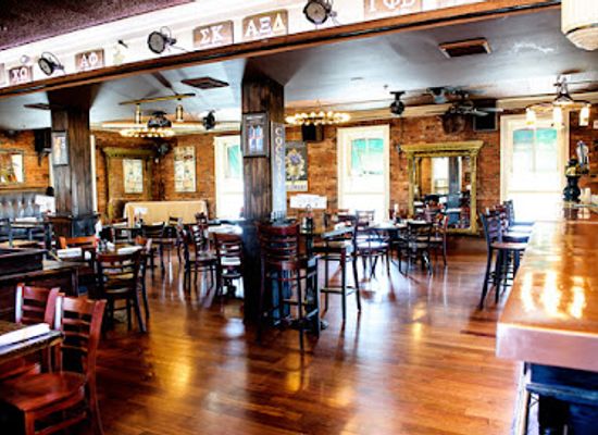 delaware/white-clay-creek-state-park/bar/klondike-kate-s-restaurant-saloon