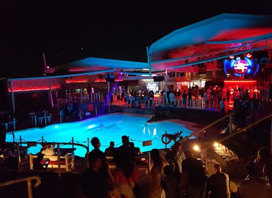 greece/south-aegean/bar/cavo-paradiso-club-mykonos