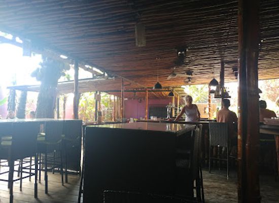 mayotte/plage-de-saziley/bar/le-moya