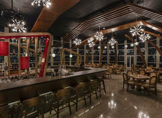 indonesia/makassar/bar/on20-bar-dining-sky-lounge