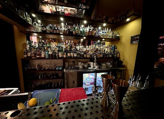 czechia/ostrava/bar/modra-mys-cocktail-bar