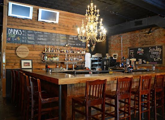 kentucky/mississippi-plateau/bar/yancey-s-gastropub-brewery