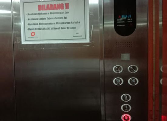 indonesia/south-kalimantan/bar/royal-karaoke-banjarmasin