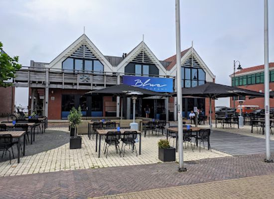 netherlands/noordoostpolder/bar/umai-resto-bar