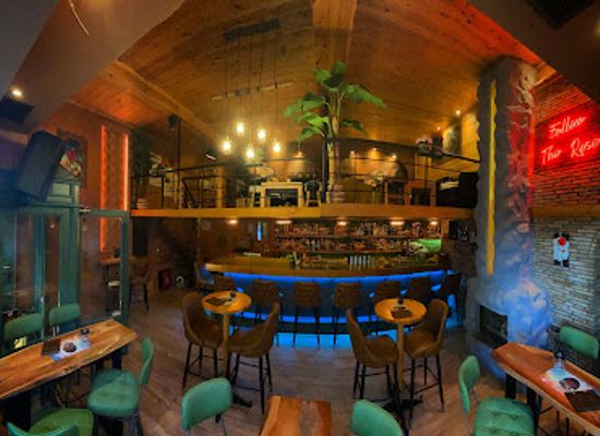 greece/mount-parnassus/bar/mr-rose-cocktail-bar
