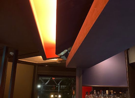 japan/hiroshima/hondori/bar/lobby-side-bar-hiroshima