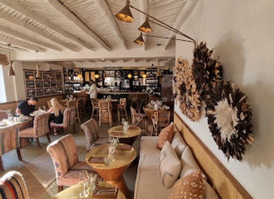 morocco/atlas-mountains/bar/dardar-rooftop-cocktails-eat