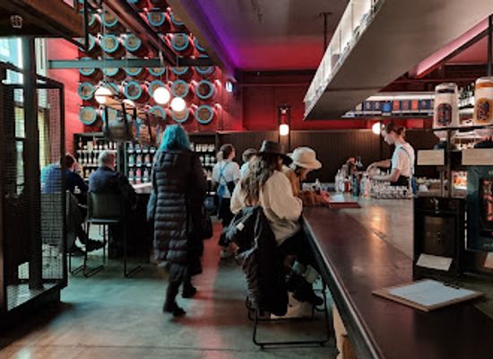 australia/tasmania/bar/the-still-lark-whisky-bar