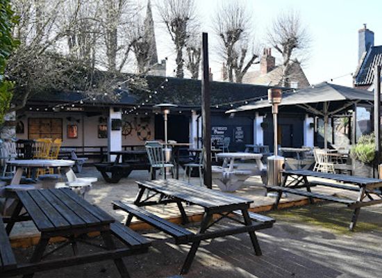 united-kingdom/nottingham/wollaton-park/bar/admiral-rodney