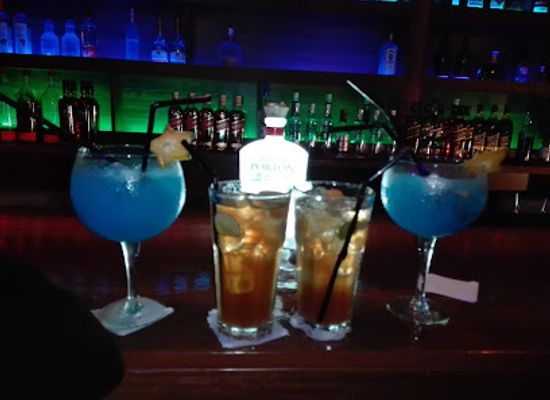 peru/tumbes/bar/nautilus-disco-bar