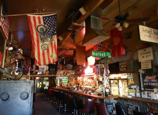 louisiana/shreveport/highland-historic-district/bar/coyote-s-bar-grill
