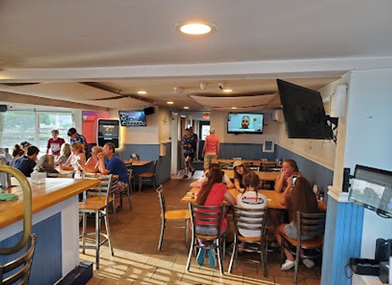 connecticut/connecticut-river-valley/bar/kokomo-s-restaurant-beach-bar
