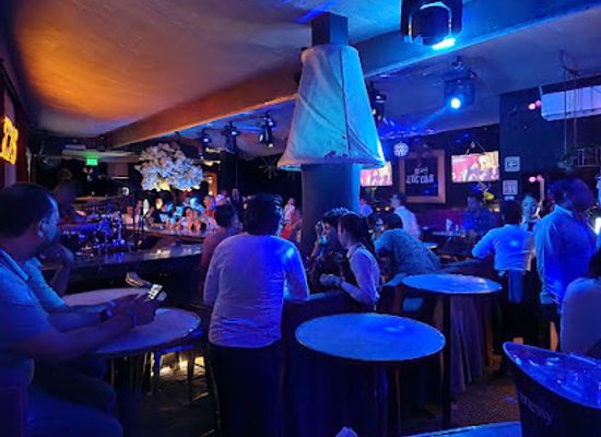 mexico/puerto-vallarta/marina-vallarta/bar/luccas