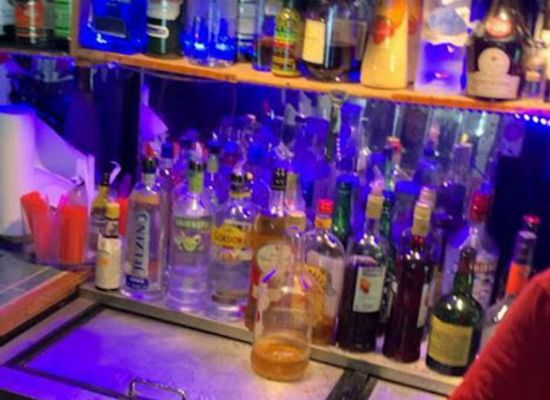 antigua-and-barbuda/bolands/bar/rabbit-hole-karaoke