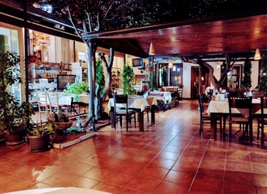 serbia/pirot/bar/restoran-varos