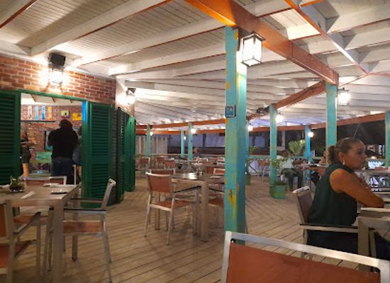 antigua-and-barbuda/barbuda/bar/lucky-eddi-s-antigua-sports-bar-and-restaurant