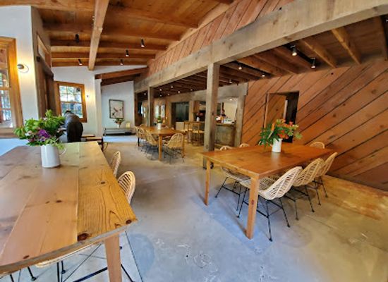 california/big-sur/bar/the-village-big-sur