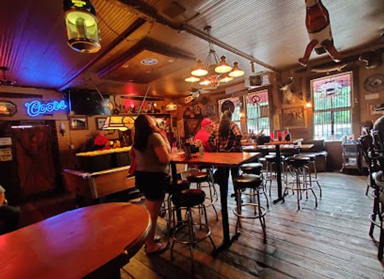washington/mount-rainier-national-park/bar/carbonado-saloon